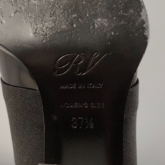 RARE! Roger Vivier Viv’ Tex Black Patent Ankle Chelsea Boots - Picture 12 of 16